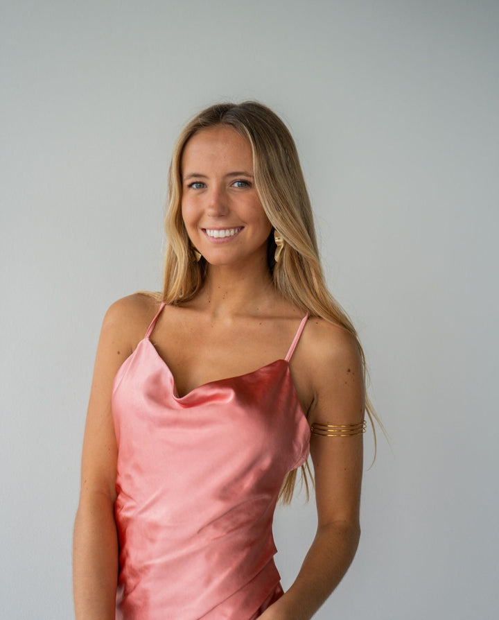 Enterito Corto de Fiesta Olivia Coral