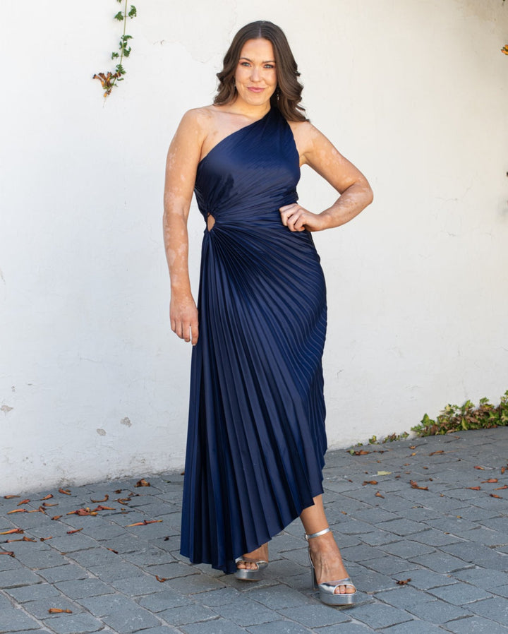 Vestido Largo de Fiesta Lucía un Hombro Azul Oscuro