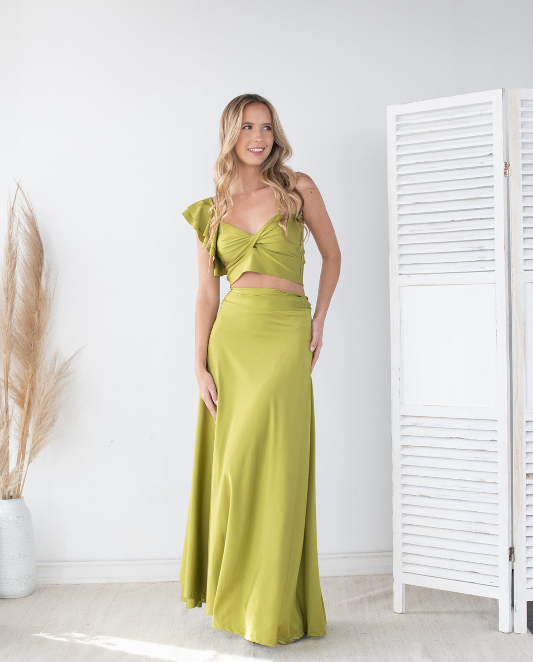 Conjunto de Fiesta Sole un hombro Lycra Dupont Verde Limón