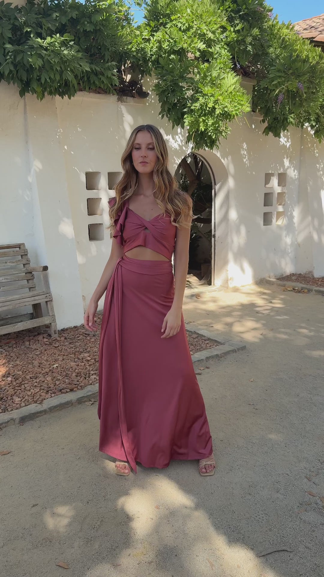 Conjunto De Fiesta Sole un Hombro Lycra Dupont Canela