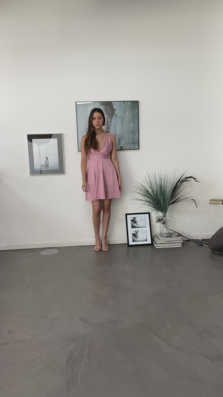 VESTIDO DE FIESTA CORTO ISIDORA ROSADO