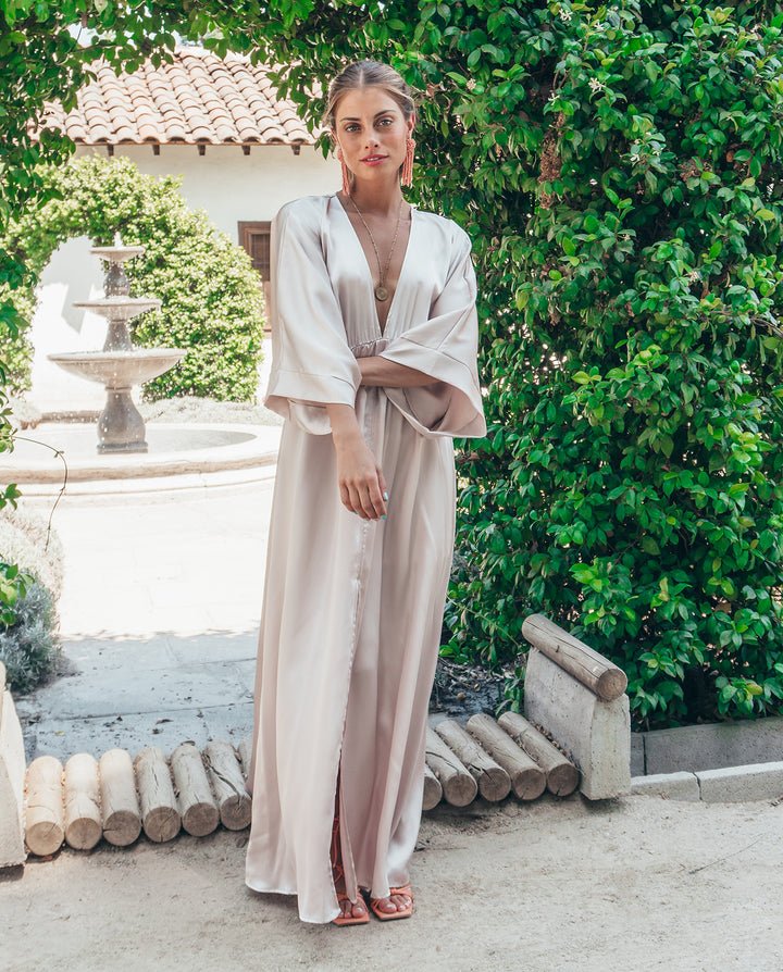 VESTIDO DE FIESTA LARGO POLA SATIN CHAMPAGNE