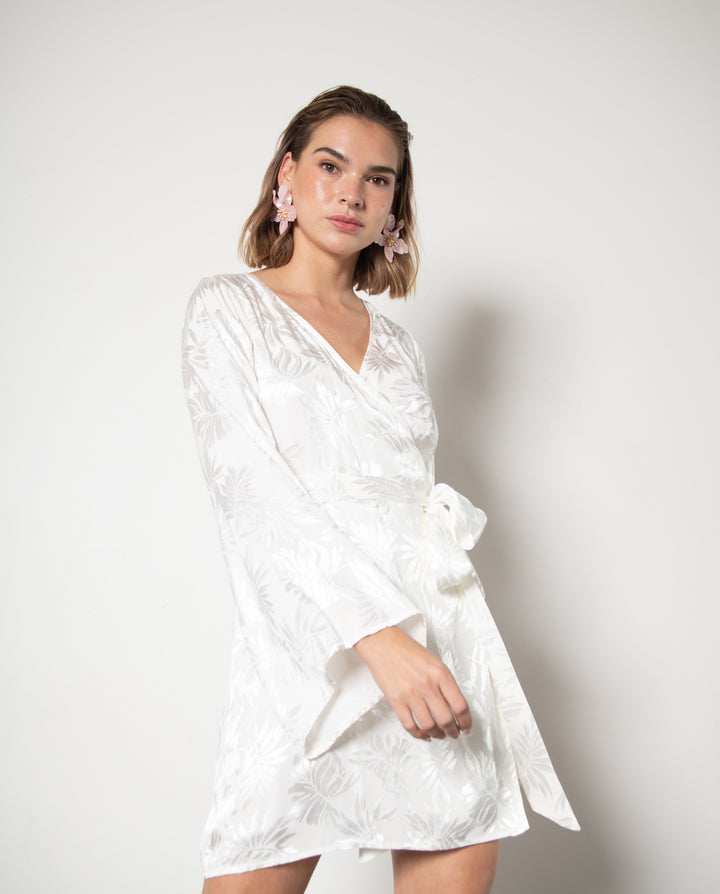 VESTIDO DE NOVIA CORTO FLO
