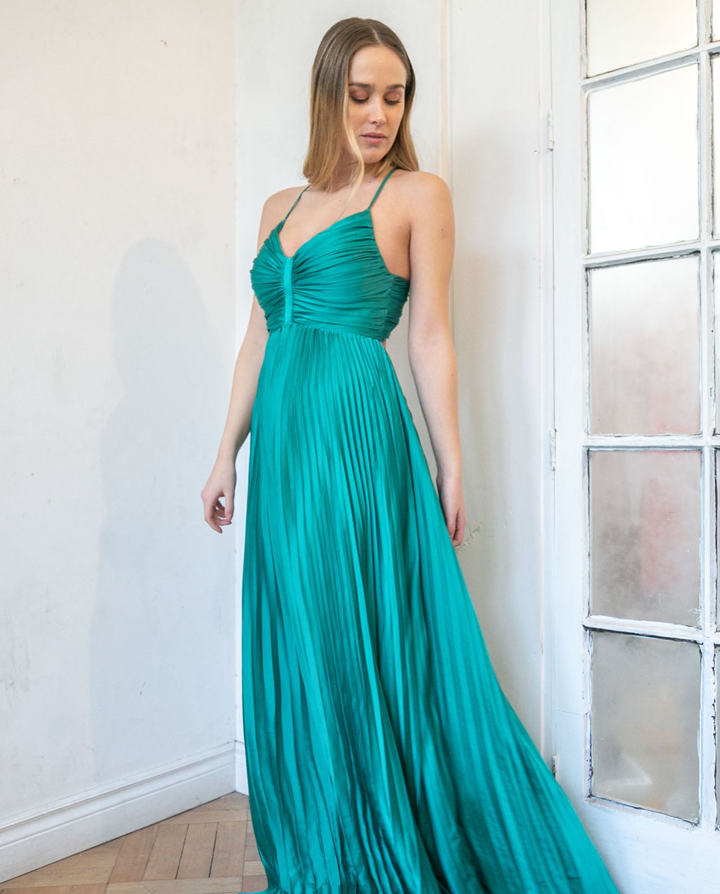 VESTIDO DE FIESTA LARGO MACA VERDE JADE – MI PLACARD