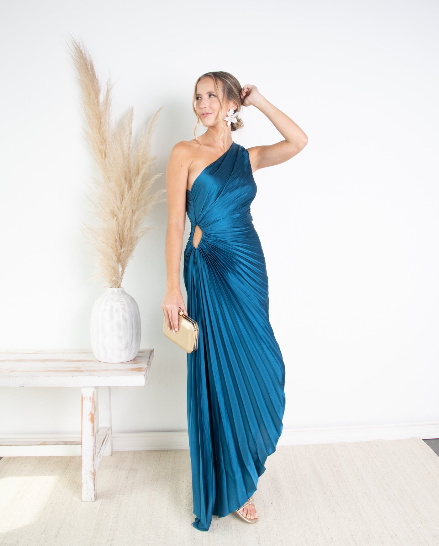 vestidos de fiesta con un solo hombro - Main Image