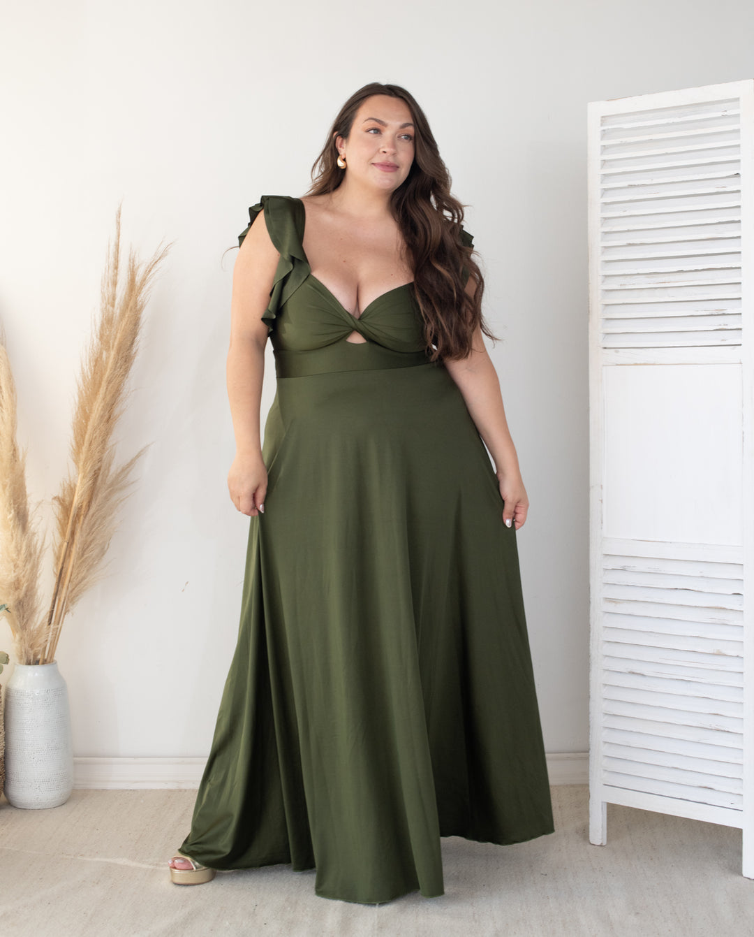MAXI VESTIDO NATALIA VERDE OLIVO – MI PLACARD - Main Image