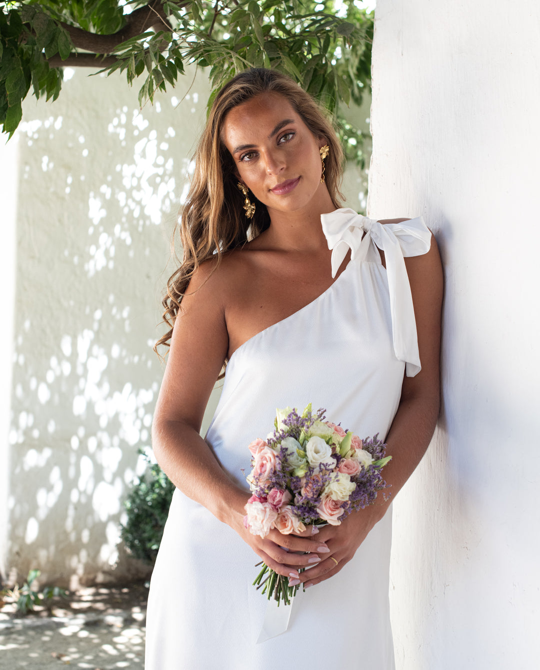 VESTIDO DE NOVIA LARGO OLIVIA UN HOMBRO IVORY – MI PLACARD