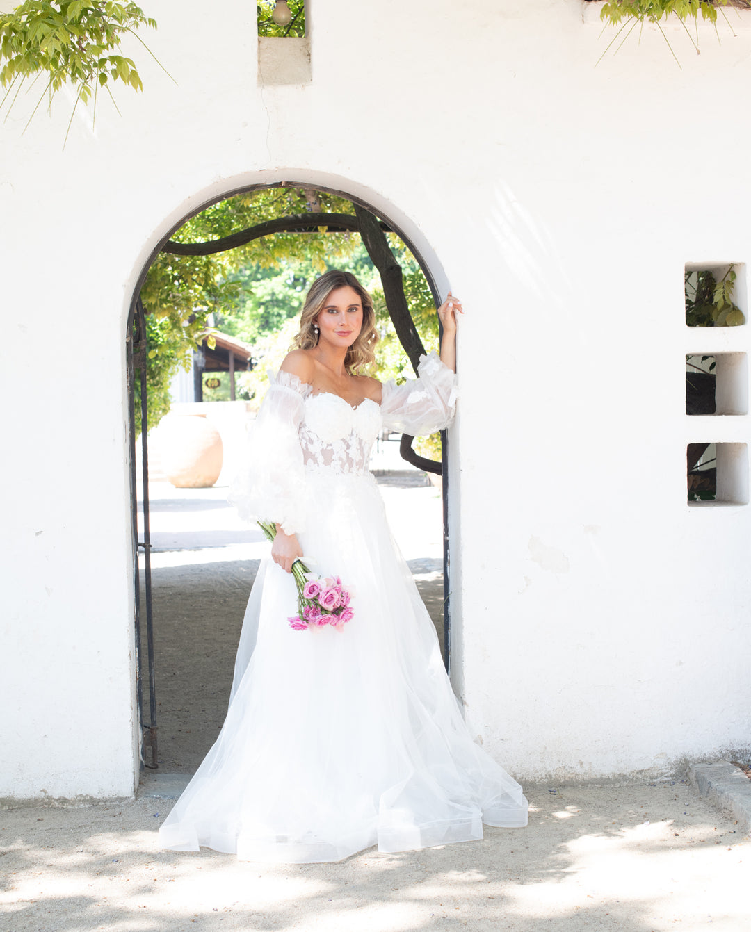 Vestido Largo de Novia Karin Manga Desmontable Blanco