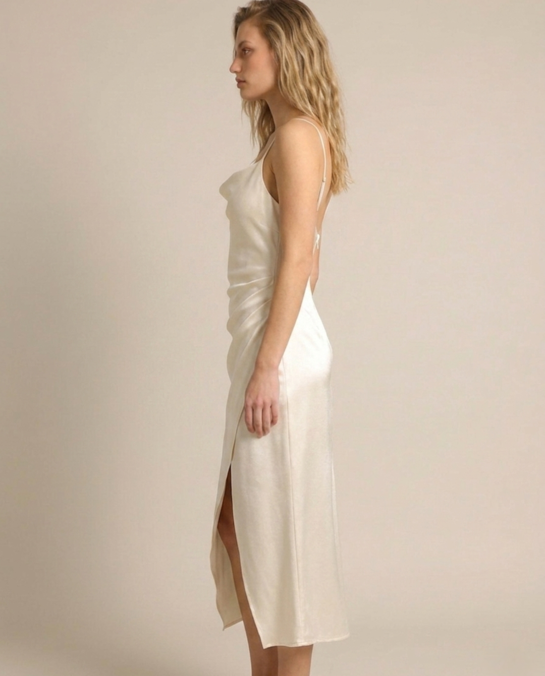 MIDI VESTIDO EMMA CHAMPAGNE
