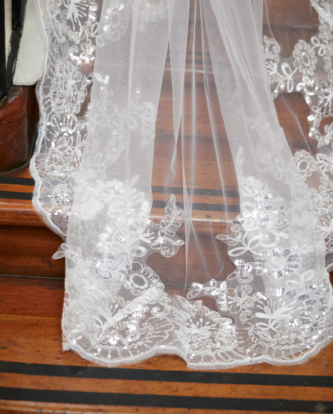 Velo de Novia Blanco Luciana Brillos Plateado 3 Metros