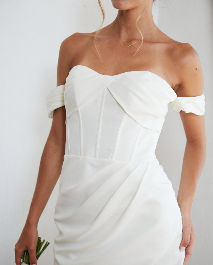 Vestido Corto de Novia Milagros Ivory