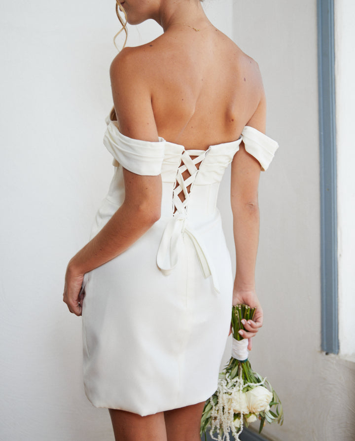 Vestido Corto de Novia Milagros Ivory