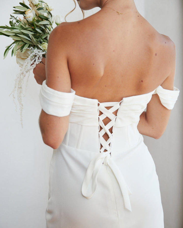 Vestido Corto de Novia Milagros Ivory