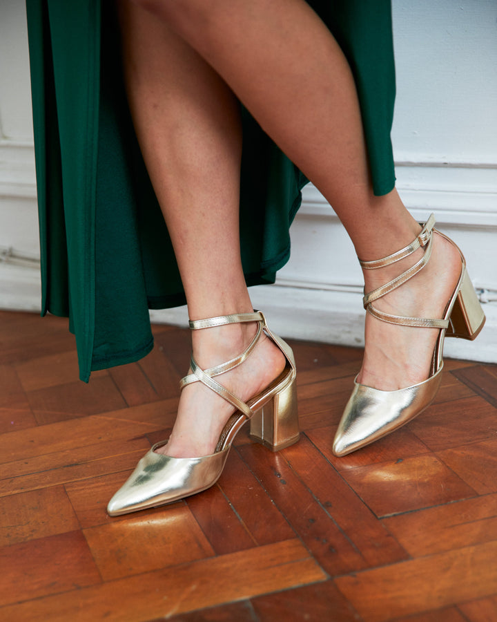 Zapato de Fiesta Málaga Cuero Dorado