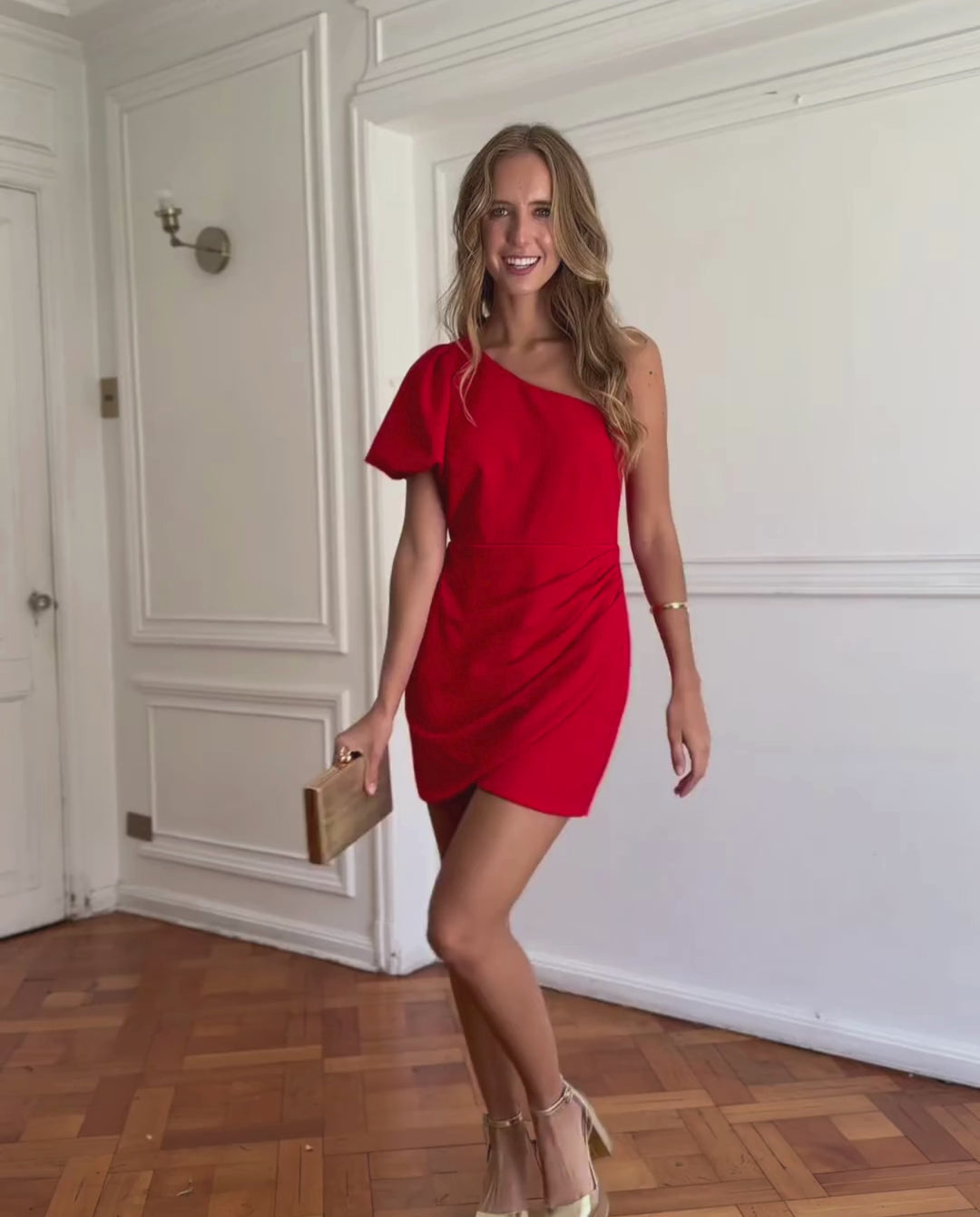 Vestido Corto de Fiesta Carlota Rojo