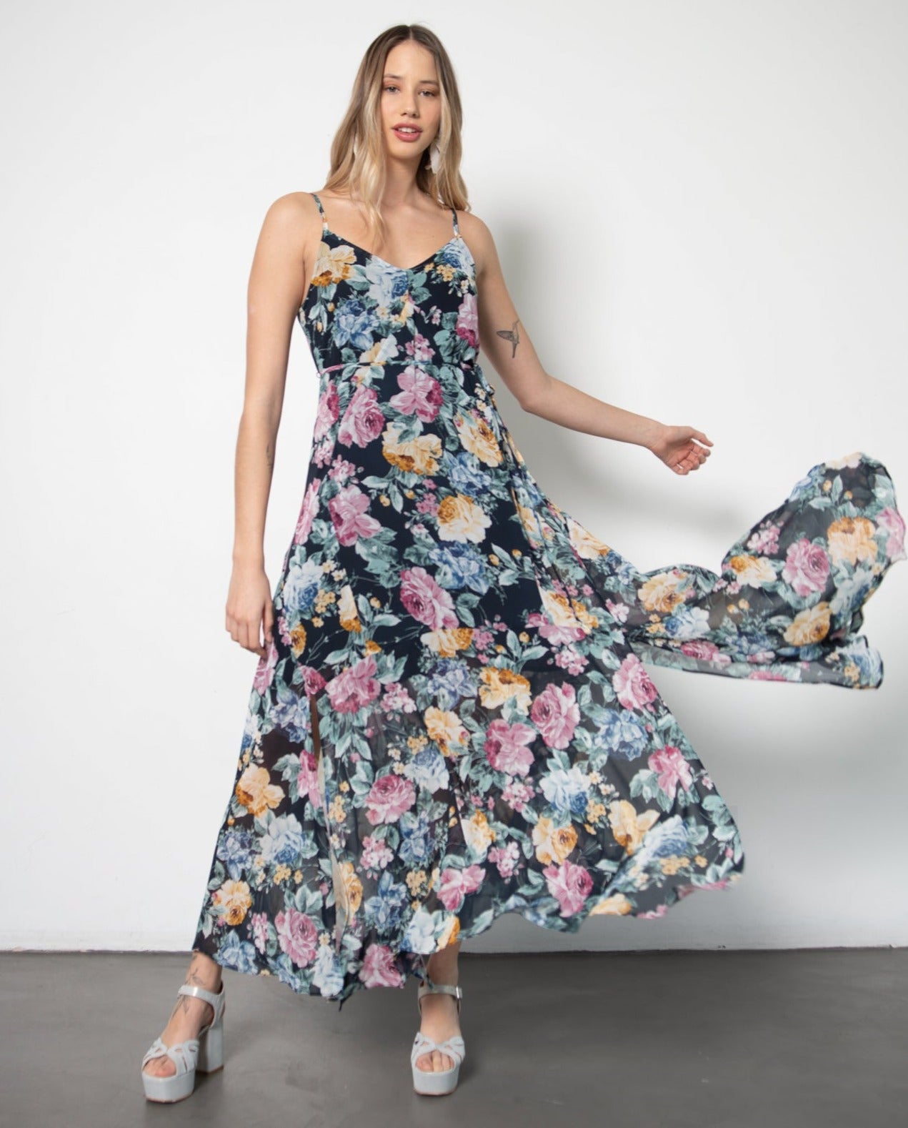 7 Vestidos Largos De Flores De Zara Infalibles Para Un Aperitivo